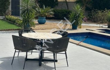 SALY : Villa de 2 000 m² à louer