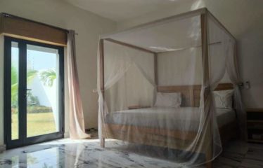 NGAPAROU : Grande maison neuve à vendre avec piscine – Proche de la mer