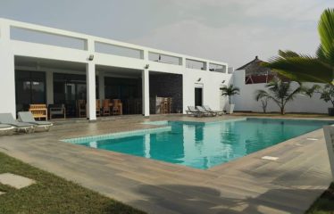 NGAPAROU : Grande maison neuve à vendre avec piscine – Proche de la mer