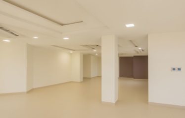 DAKAR POINT-E : Plateaux de bureaux à louer – 124m²