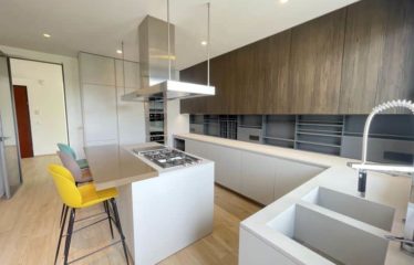 DAKAR MERMOZ : Appartement à louer 4 chambres –  CORNICHE OUEST