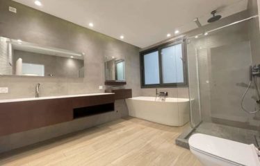 DAKAR MERMOZ : Appartement à louer 4 chambres –  CORNICHE OUEST