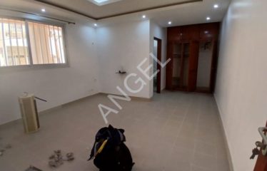 DAKAR ALMADIES: 5-bedroom villa for rent