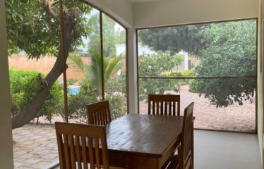 NGAPAROU : Charmant studio à louer