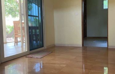 NGAPAROU : Charmant studio à louer