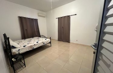 NGAPAROU : Villa avec piscine à louer