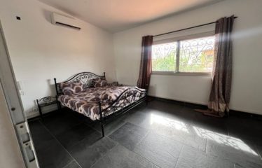 NGAPAROU : Villa avec piscine à louer