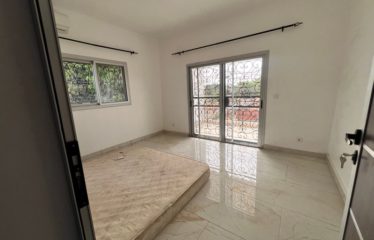 NGAPAROU : Villa avec piscine à louer