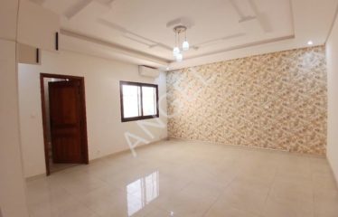 DAKAR MERMOZ : Appartement duplex à louer