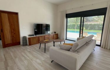 NGAPAROU : Villa à vendre – Piste des Milliardaires