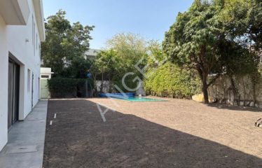 DAKAR FANN RÉSIDENCE : Villa d’ambassade à louer