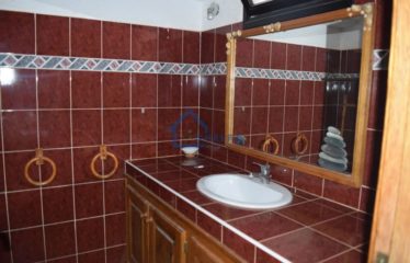 NIANING : Villa meublée avec TF individuel à vendre en résidence