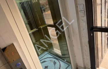 DAKAR LIBERTÉ 6 : Immeuble pour bureaux à louer sur les 2 voies de Liberté 6