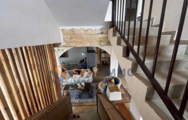 SALY : Villa R+2 à louer