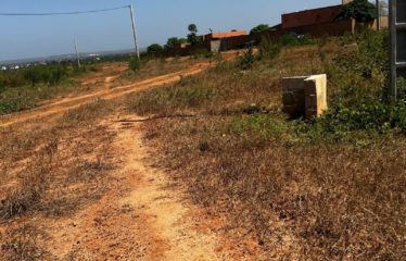 POUT : Terrain à vendre 180 m2