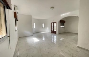 DAKAR MAMELLES : Belle villa R+1 à louer