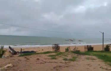 WARANG: Waterfront property for sale