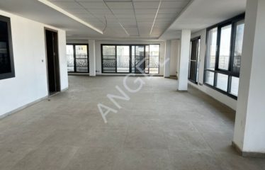 CITÉ KEUR GORGUI : Plateau de bureaux à louer