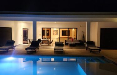 NGUERIGNE : Villa contemporaine plain pied 4 chambres avec piscine à louer