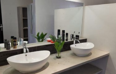 NGUERIGNE : Villa contemporaine plain pied 4 chambres avec piscine à louer