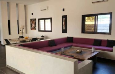 NGUERIGNE : Villa contemporaine plain pied 4 chambres avec piscine à louer