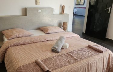 NGUERIGNE : Villa contemporaine plain pied 4 chambres avec piscine à louer