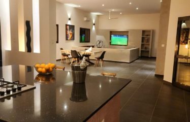 NGUERIGNE : Villa contemporaine plain pied 4 chambres avec piscine à louer