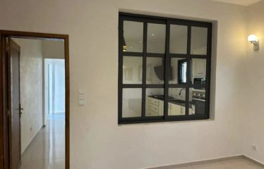 NGAPAROU : Villa contemporaine neuve 4 chambres avec piscine à vendre