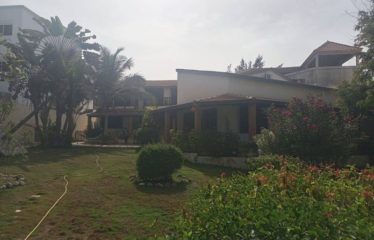 DAKAR NGOR : Villa à louer à 100 m de la plage