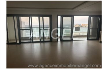 DAKAR NGOR : Bel appartement vue sur mer à vendre au Virage